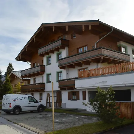 Alpine Royal B 19 Apartment